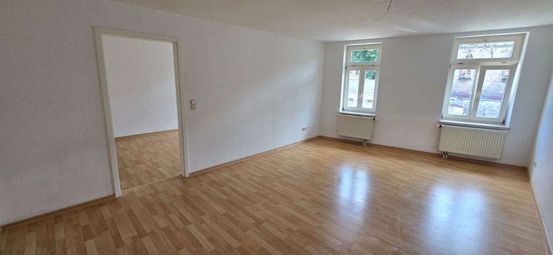 2 Raum Wohnung mit Stellplatz